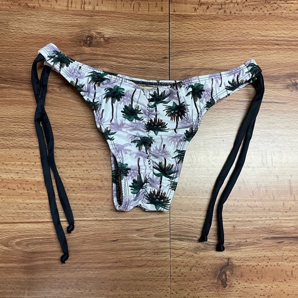 Palm Tree Brazilian Bikini Bottom - Picture 2 of 5